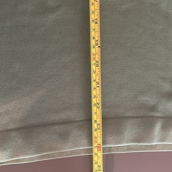 Like new Nike Golf sweater - Picture 8 of 8